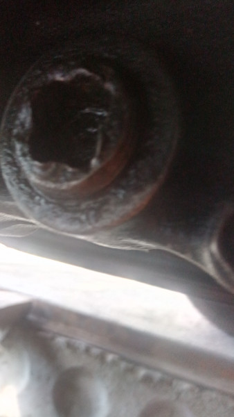 Пробка мкп Nissan Primera P10  1993 1.6 Бензин Запорожье