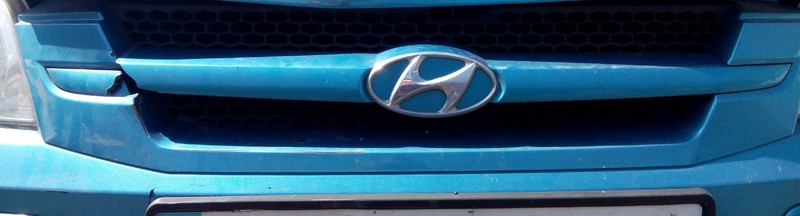 Решотка радиатора Hyundai Getz  2004 хэтчбек 1.4 Бензин Днепропетровск