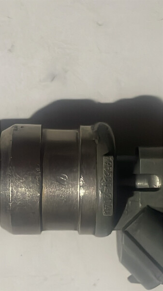 Форсунка Mazda MX-3 хэтчбек 1992 г.  1.5 л бензин Одесса