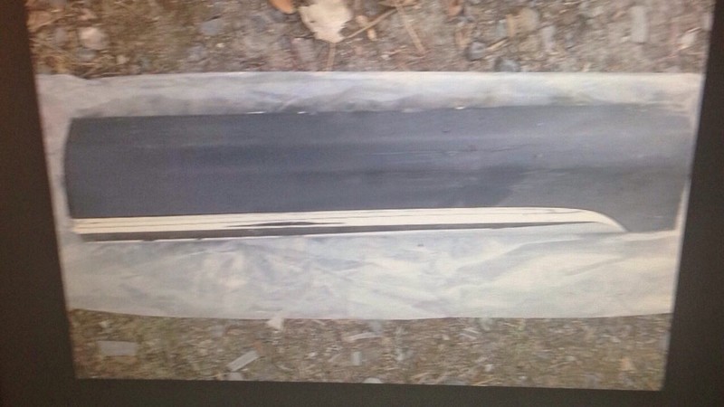 Накладка задніх дверей Toyota Highlander  2011 3.5 Бензин 