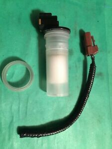 Датчик уровня бачка омывателя Nissan Sentra  2015 1.8 Бензин Сумы