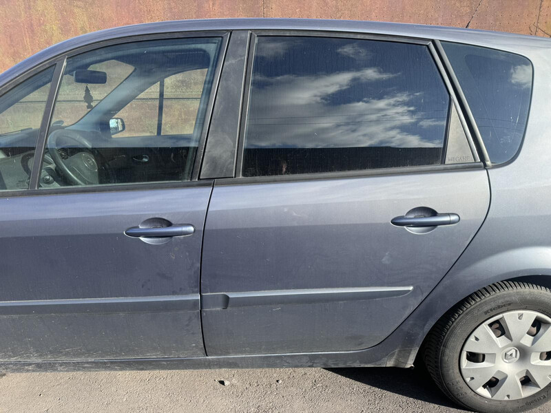 Дверь правая задняя Renault Scenic 2  2008 хэтчбек 1.9 Дизель Хмельницкий