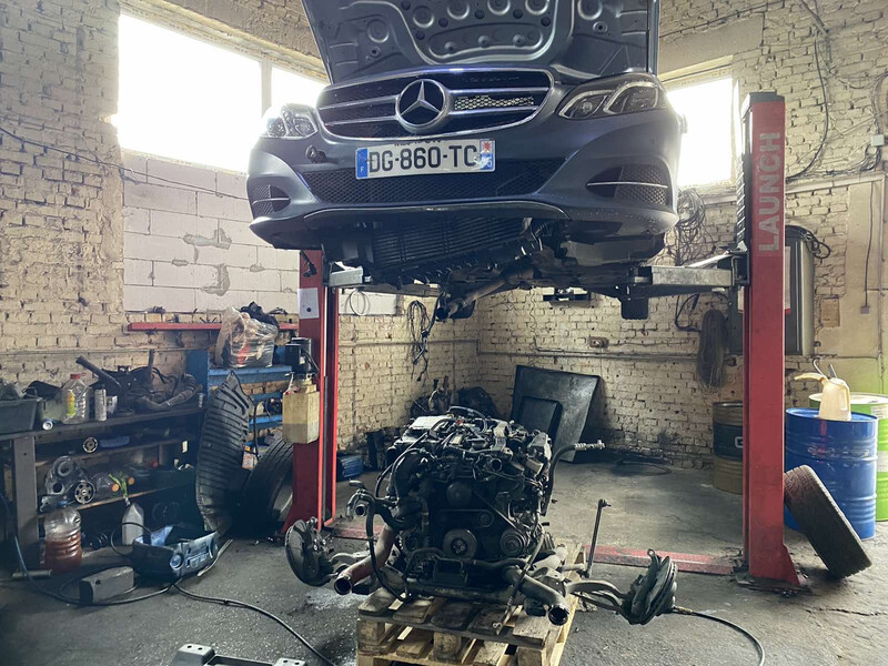 Мотор голый Mercedes E-Class 2014 г.  2.2 л дизель Луцк