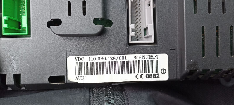 Панель приборов Volkswagen Passat B5 хэтчбек 2002 г.  2.5 л дизель