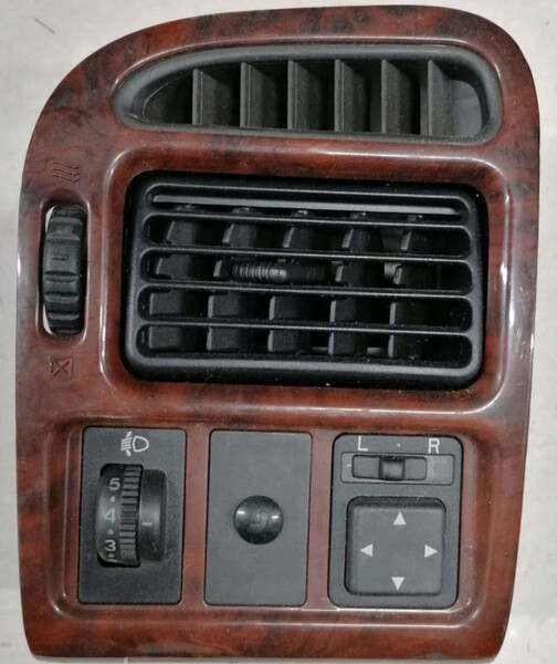 Перемекачі регулювання дзеркал Toyota Avensis  1998 1.8 Бензин Киев