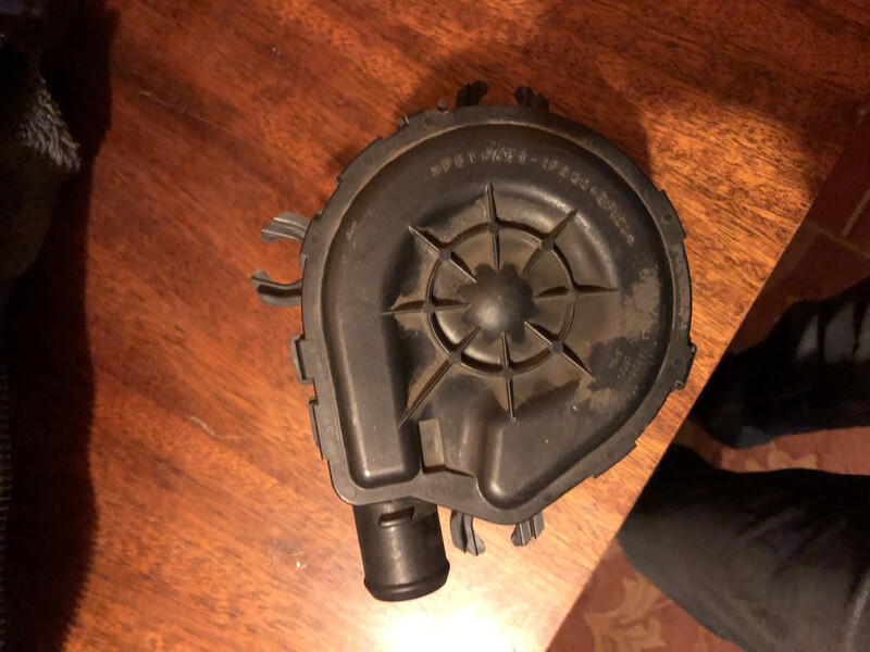 Насос вторинного повітря Subaru Forester SH  2010 