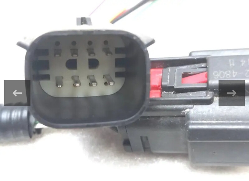 Роз'єм підключення проводки заднього бампера Tesla Model Y  2021 2.0 Электро Ровно