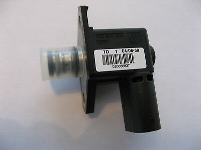 Регулятор давления топлива 036906336   Volkswagen Bora, Volkswagen Golf