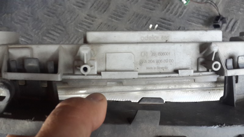 Денні ходові вогні A2049068900   Mercedes C-Class, Mercedes E-Class