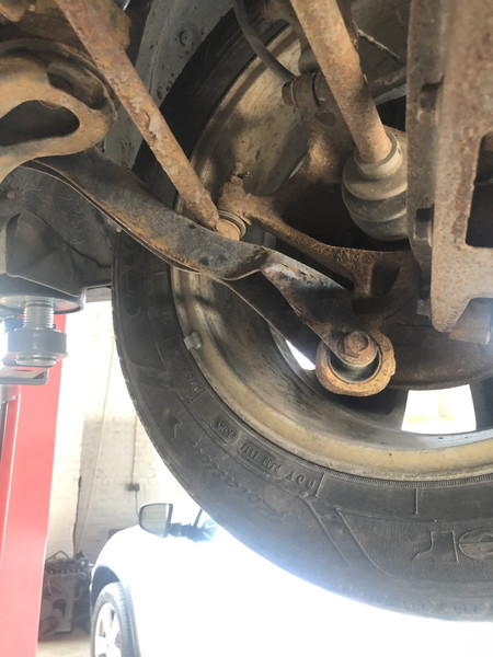 Важіль задній правий Subaru Legacy BR9CYM9 універсал 2012 р.  0.1 л дизель Луцьк