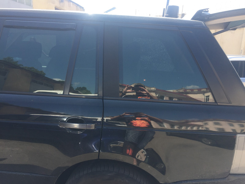 Стекло заднее боковое правое Land Rover Range Rover 2002 г.  5.0 л бензин Одесса