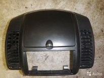Центральна консоль з бардачком Nissan Note E11  2012 1.4 Бензин 