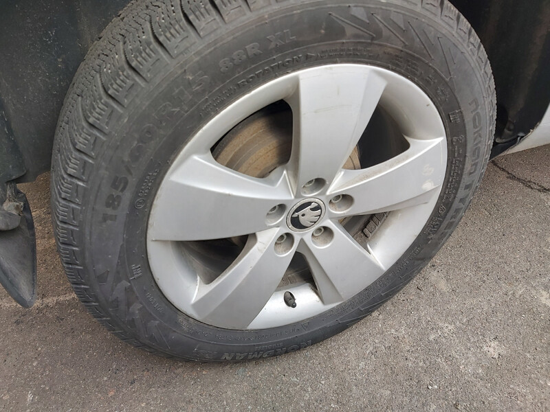 Диск Skoda Fabia 3 хэтчбек 2015 г.  1.0 л бензин Киев