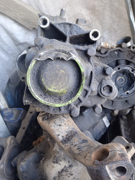 Кришка 5 передачі Volkswagen Caddy 2  2002 1.9 Дизель Коростышев