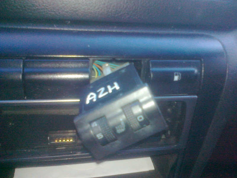 Кнопка обогрева сидений Skoda Octavia  2007 1.8 Бензин Киев