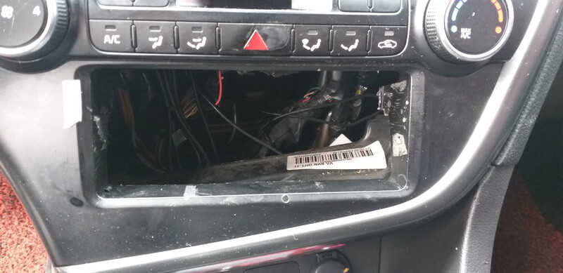 Карман в торпеду Kia K5  2014 2.0 Бензин Одеса