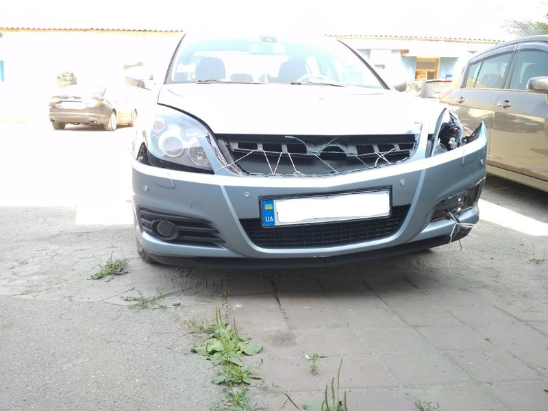 Бампер передний Opel Vectra C 2007 г.  2.2 л бензин Черкассы