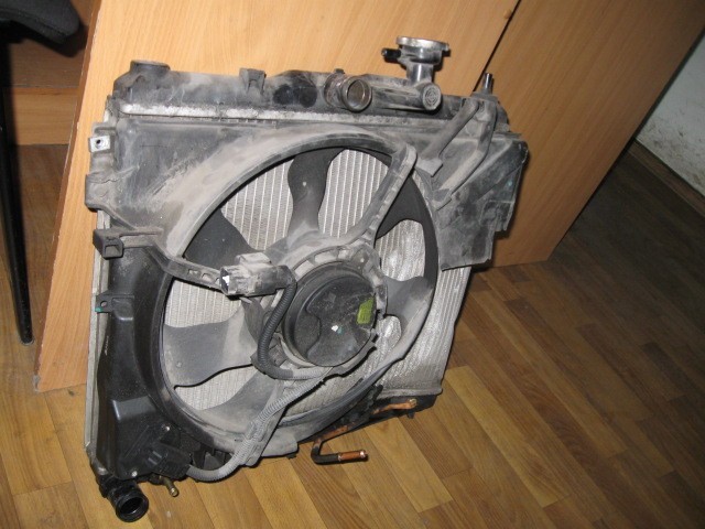 Вентилятор охолодження двигуна Hyundai Getz  2006 1.4 Бензин 