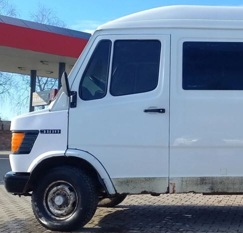 Дверь левая передняя Mercedes-Benz T1  1989 2.9 Дизель Мукачево