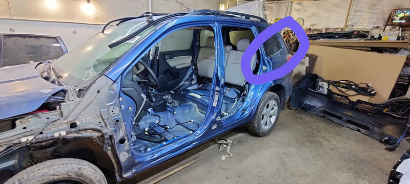 Молдинг заднего стекла Subaru Forester SJ  2015 2.5 Бензин Днепр