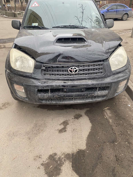 Капот Toyota RAV4 універсал 2003 р.  2.2 л дизель Дніпро
