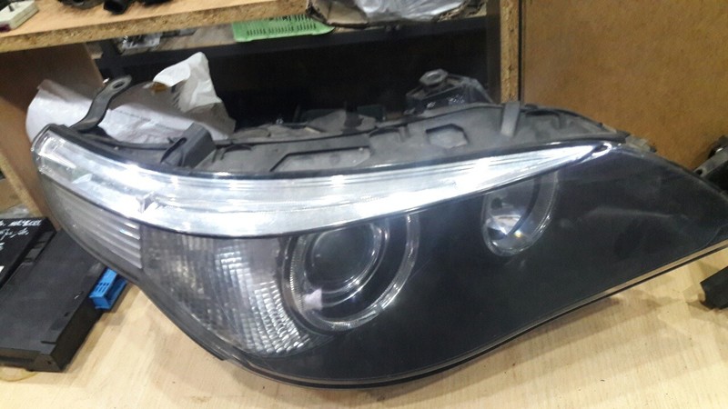 Фара правая, ксенон 63 12 7 160 194   BMW 5 Series