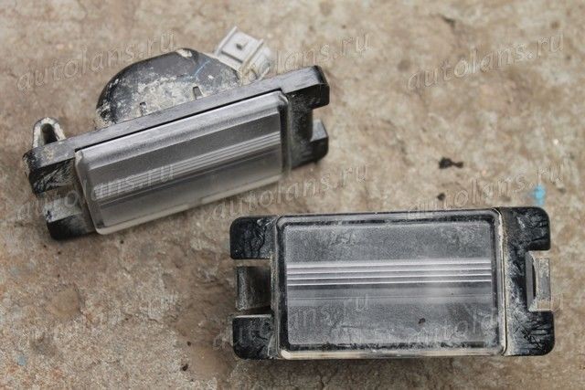 Фонарь освещения номерного знака Mitsubishi L 200  2008 2.5 Дизель Харьков