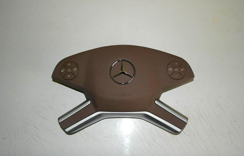AirBag в руль Mercedes GL-Сlass X164 2011 г.  5.5 л бензин Вышгород