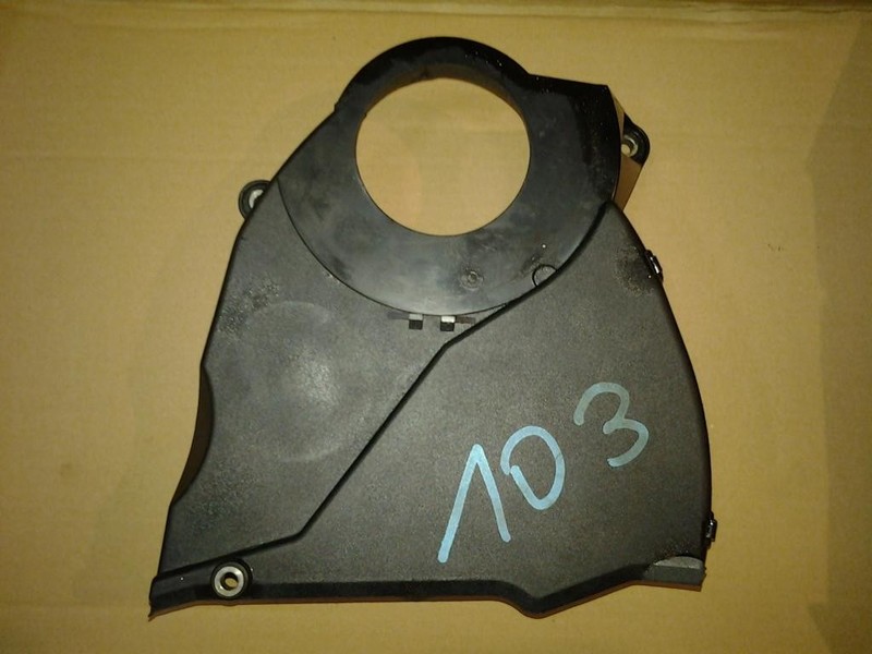 Крышка ремня ГРМ Volkswagen Golf 4 хэтчбек 2001 г.  1.4 л бензин Ровно