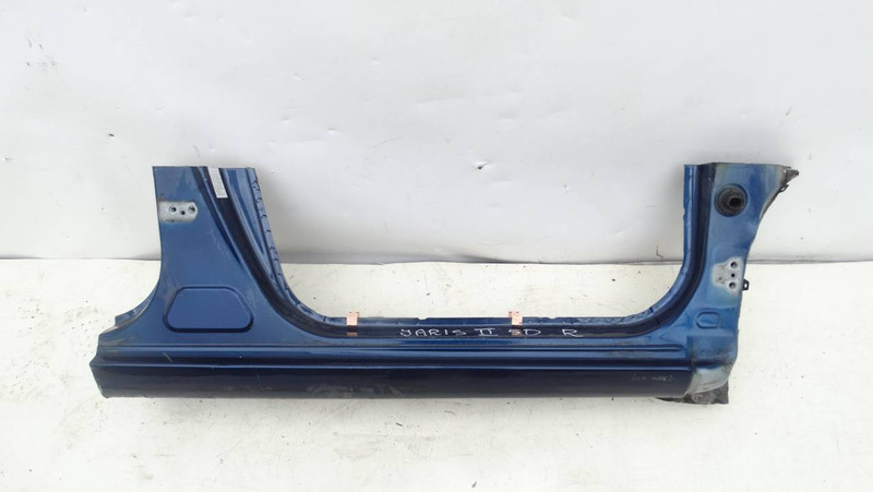 Поріг кузова правий Toyota Yaris  2008 хетчбек 1.6 Бензин Харків