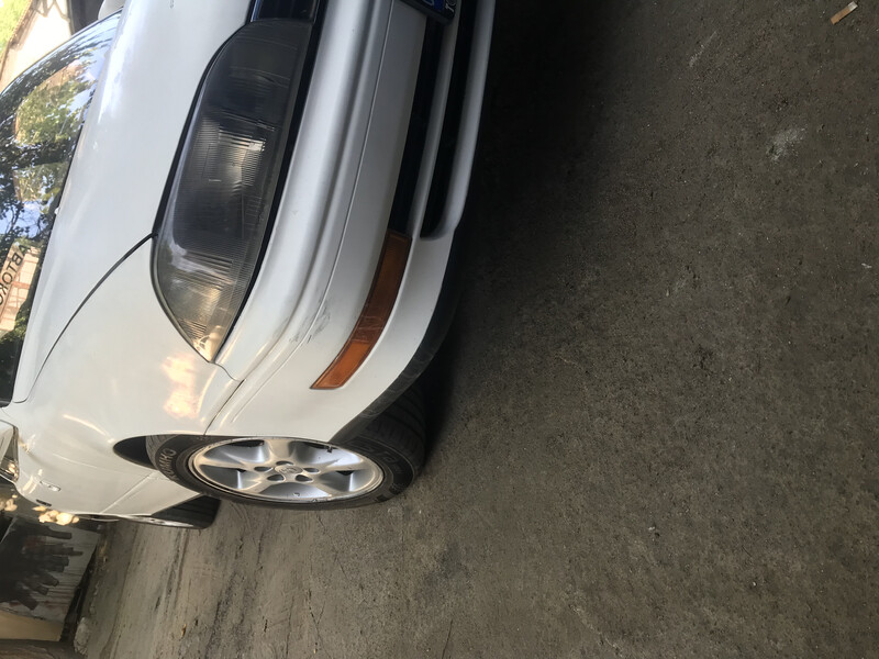 Фара передняя 8113032270   Toyota Camry