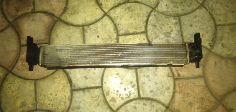 Радиатор интеркулера Skoda Fabia 2 универсал 2013 г.  1.2 л бензин