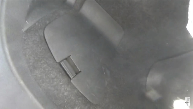 Заглушка на задні габарити ліва Toyota Auris  2008 хэтчбек 1.6 Бензин Киев