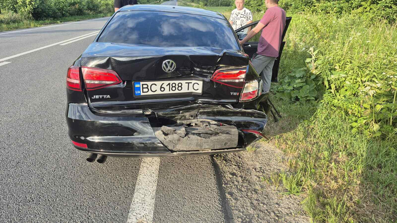 Кришка багажника Volkswagen Jetta 6  2015 1.4 Бензин Суми