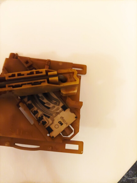 Датчик паливного бака Volkswagen Polo 4  2003 хетчбек 1.4 Бензин 