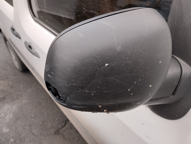 Кришку дзеркала Renault Kangoo  2015 универсал 1.5 Дизель Полтава