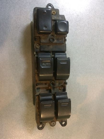 Блок керування склопідйомниками Toyota Carina E  1994 хетчбек 1.8 Бензин 