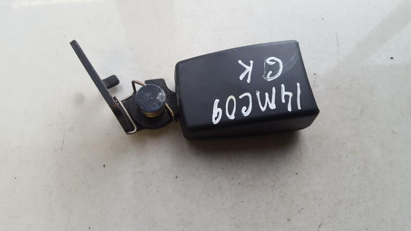 Защелка заднего ремня безопасности Mitsubishi Colt  2009 хэтчбек 1.5 Дизель Запорожье