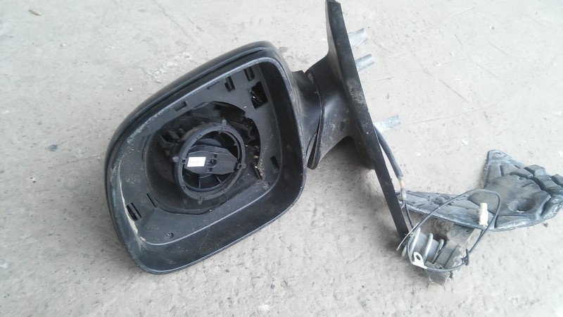 Основная фара в сборе ліва Nissan Juke  2013 универсал 2.0 Бензин Киев