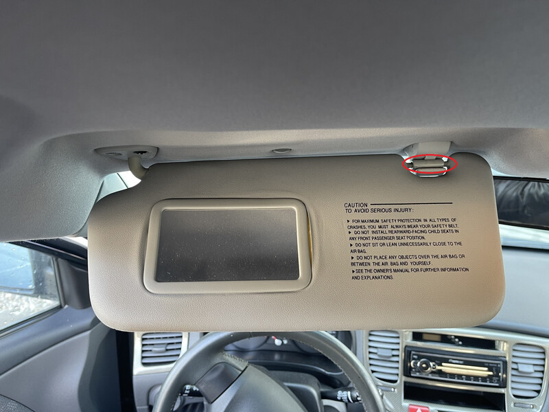 Солнцезащитный козырек Kia Rio 2  2007 хэтчбек 1.4 Бензин Винница