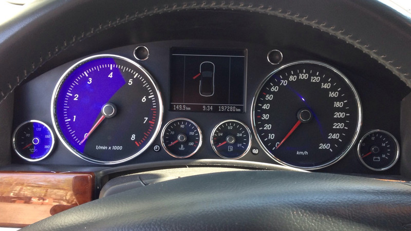 Приладова панель 7L6920881QX   Volkswagen Touareg